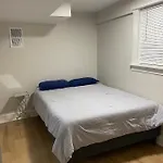 Lincoln Park With Backyard!