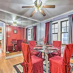 Holiday home With Spacious Yard 14 Mi To Dtwn