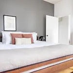 Loop 2Br W Gym Doorman Nr L Parks Chi-308