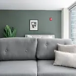 Apartment Loop W Pool Gym Nr Theatre District Chi-248 *