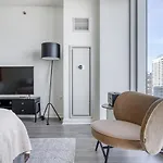 Streeterville Studio W Gym Pool Nr Navy Pier Chi-436