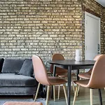 Lakeview 2Br W Wd Patio Nr Wrigley Field Chi-457