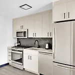 Medical District 1Br W Gym Wd 1 Block To L Chi-612