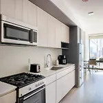 S Loop 1br W Pool Gym Nr Grant Park Chi-743