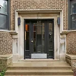 3Br Sparkling Elegant Apt With Kitchen Near Boystown - Cornelia 3N