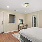 Splendid 4Br Apt Close To Bars & Restaurants - Damen 1R