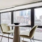 Lovely S Loop Studio Nr L Grant Park Chi-598