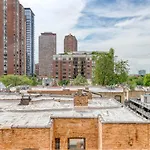 Gold Coast Studio W Deck Gym Lounge Nr L Chi-651