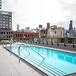 River West 1 Bedroom W Roof Lounge Gym Nr L Chi-853