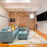 Luxurious Downtown 3 Bed 2 Bth * Chicago