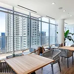 River N 1Br W Gym Pool Wd Nr L Chi-124