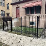 A Hidden Gem, Approx 15 Mins To Downtown Chicago!