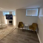 Modern 3 Bedroom Close To Downtown Chicago