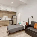 Hotel 105 By 747 Lofts *