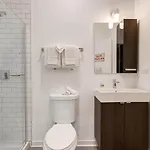 Hotel 105 By 747 Lofts Chicago