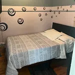Homestay Hollywood Llc