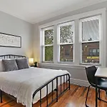 Inviting Studio Apt With Well-Equipped Kitchen - Milwaukee 2F