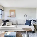 Medical District 2Br W Gym Wd 1 Block To L Chi-463