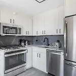 Medical District 2Br W Gym Wd 1 Block To L Chi-463