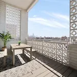 4-Bedroom Penthouse W/ 2 Large Balconies & Rooftop