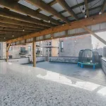 Chicago Mid-Century Gem Steps From United Center