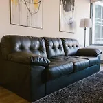 20Th Floor Gold Coast Lux Apt W/ Pool And Gym