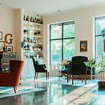 The Hotel 4*