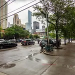 River North 1Br W Gym Lounge Roof Nr Riverwalk Chi-900