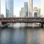 Apartment River North 1br W Gym Lounge Roof Nr Riverwalk Chi-900 Chicago