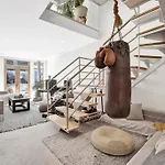 Cozy + Home In Chicago W/ Sauna VIII