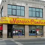 Vibrant W/ Comforting Vibes