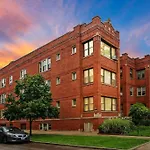 Chic & Fully Furnished 2Br Apartment - Roscoe 1