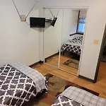 Great Getaway 2 Bedrooms Sleeps 1 To 4 *