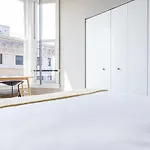 Loop 2Br W Gym Doorman Nr L Parks Chi-318