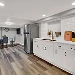 Apartment Logan Square Monthly Chicago
