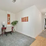 City-view 3-br Rooftop *