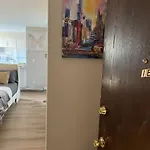 Luxury King Bed In Family Friendly Location