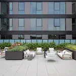 Pilsen Studio W Pool Lounge Nr L Green Line Chi-994