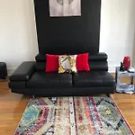 East Garfield Apartment 10 Mins From Downtown!