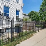 Cozy North Side Oasis