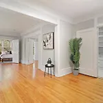 Spacious 4Br Apt In Historic Hyde Park Near Beach