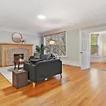 Apartment Spacious 4br Apt In Historic Hyde Park Near Beach