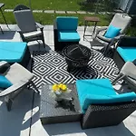 Spacious 3 Bedrooms 5 Mins From Lakeshore Drive