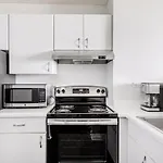 Streeterville 1Br W Gym Pool Nr Navy Pier Chi-409