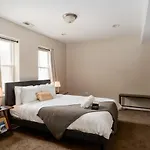 Apartment Logan Square Duplex 3br S2