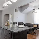 Apartment Logan Square Duplex 3br S2 *
