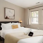 Apartment Logan Square Duplex 3br S2 Chicago
