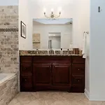 Apartment Logan Square Duplex 3br S2