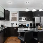 Logan Square Duplex 3br S2 Apartment *
