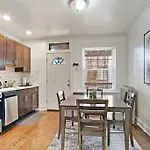 1Br Homey Apt In Irving Park - Troy 2